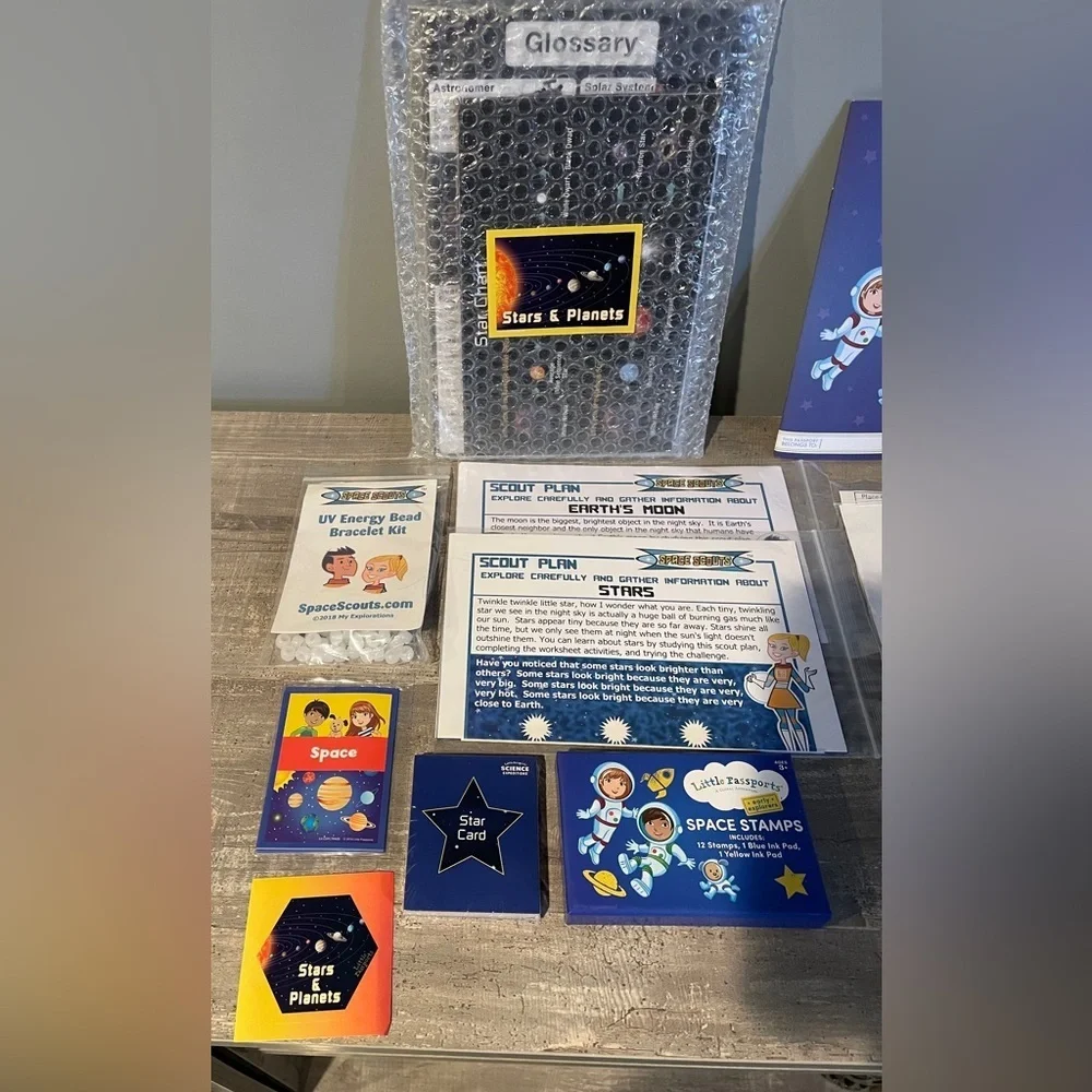 STEM Little Passports Science Expeditions Kits Age 8+ Space Insects Toys